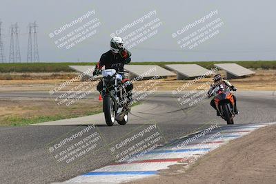 media/Sep-10-2023-Pacific Track Time (Sun) [[44210541ad]]/Group B/1220pm (Wheelie Bump)/